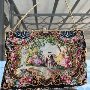 Walborg Vintage Tapestry Bag with Gold Hardware